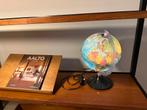 Wereldbol lamp vintage kleine versie, Ophalen of Verzenden, Zo goed als nieuw