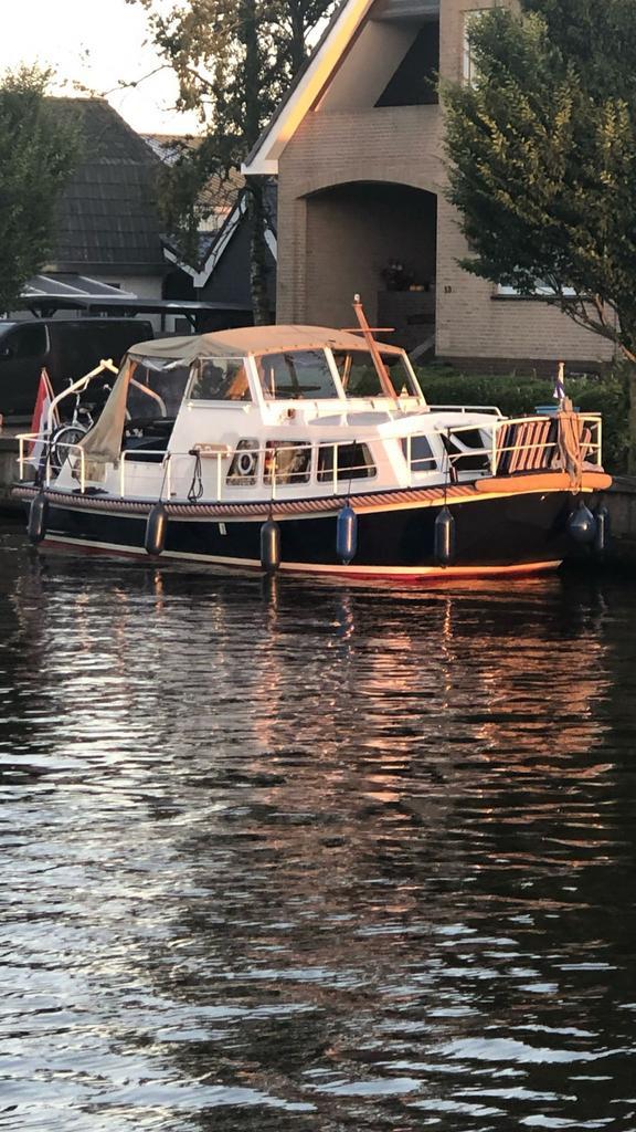 Doerak te huur Friesland met Boegschroef 475 EURO per week., Diensten en Vakmensen, Verhuur | Boten, Sloep of Motorboot