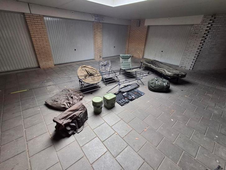Hengelsport . Vissen . Overcompleet, Hobby en Vrije tijd, Overige Hobby en Vrije tijd, Zo goed als nieuw, Ophalen of Verzenden