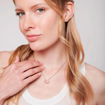 Energetix ketting met rozenkwarts L-XL €65 voor €39! Op=op!! beschikbaar voor biedingen