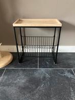 Sidetable tijdschriften rek met dienblad er boven, Ophalen, Zo goed als nieuw, 25 tot 50 cm, Rechthoekig