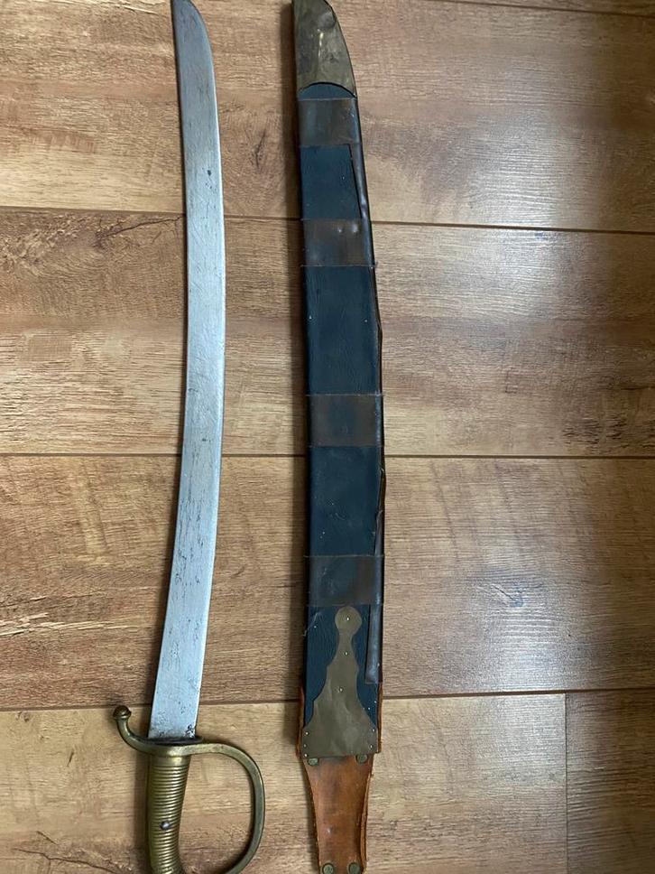 Antieke Franse militaire sabel (ca. 1820–1840) met schede, Verzamelen, Militaria | Algemeen, Landmacht, Ophalen of Verzenden