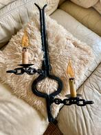 Brutalistische chain wandlamp Smeedijzeren Evans Fantoni 67C, Ophalen of Verzenden, Zo goed als nieuw