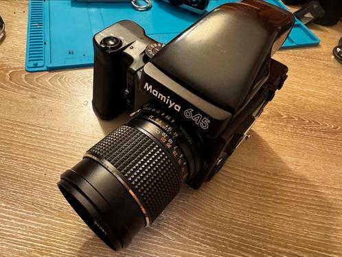 Mamiya 645 Super with lens  and Electric film advance handle, Audio, Tv en Foto, Fotocamera's Analoog, Zo goed als nieuw, Spiegelreflex