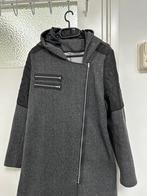 Kastopruiming! Leuke jassen, Ophalen, Zo goed als nieuw, Maat 42/44 (L), Overige kleuren