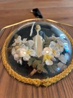 Bol schilderij met communicant, bloemen, Ophalen of Verzenden