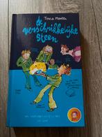 De Verschrikkelijke Steen - Tosca Menten, Boeken, Ophalen of Verzenden, Zo goed als nieuw, Fictie algemeen