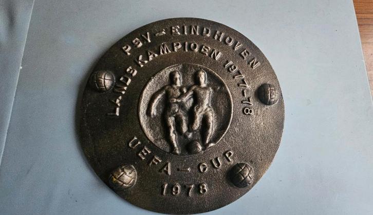 PSV Schaal Landslampioen 1977-78 UEFA Cup, Postzegels en Munten, Munten | Azië, Midden-Oosten, Ophalen of Verzenden