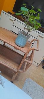 Vintage bijzettafel rotan, Ophalen, Huis en Inrichting