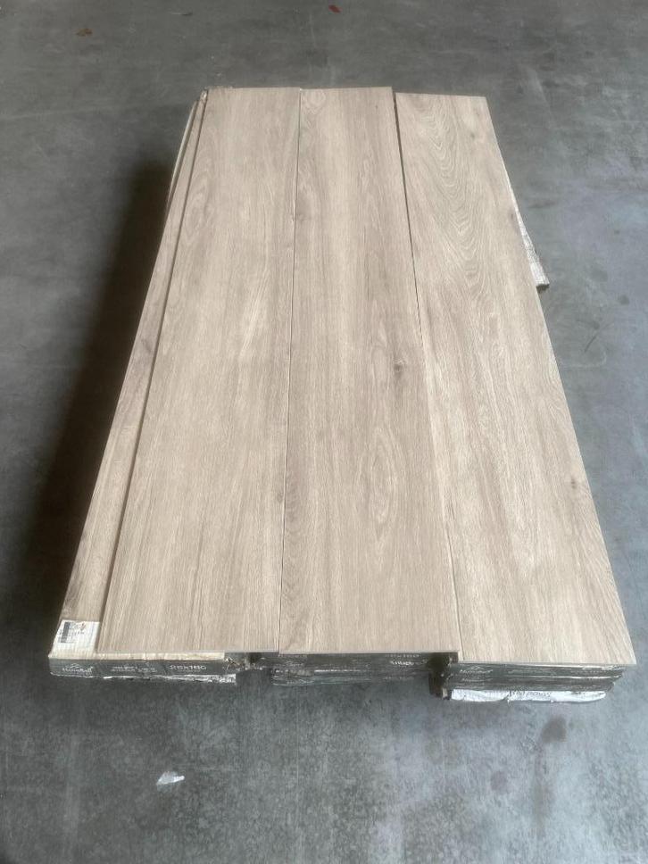 Houtlook tegels meerdere soorten 26 x 160 cm restpartij, Doe-het-zelf en Verbouw, Tegels, Nieuw, Vloertegels, Keramiek, 60 cm of meer