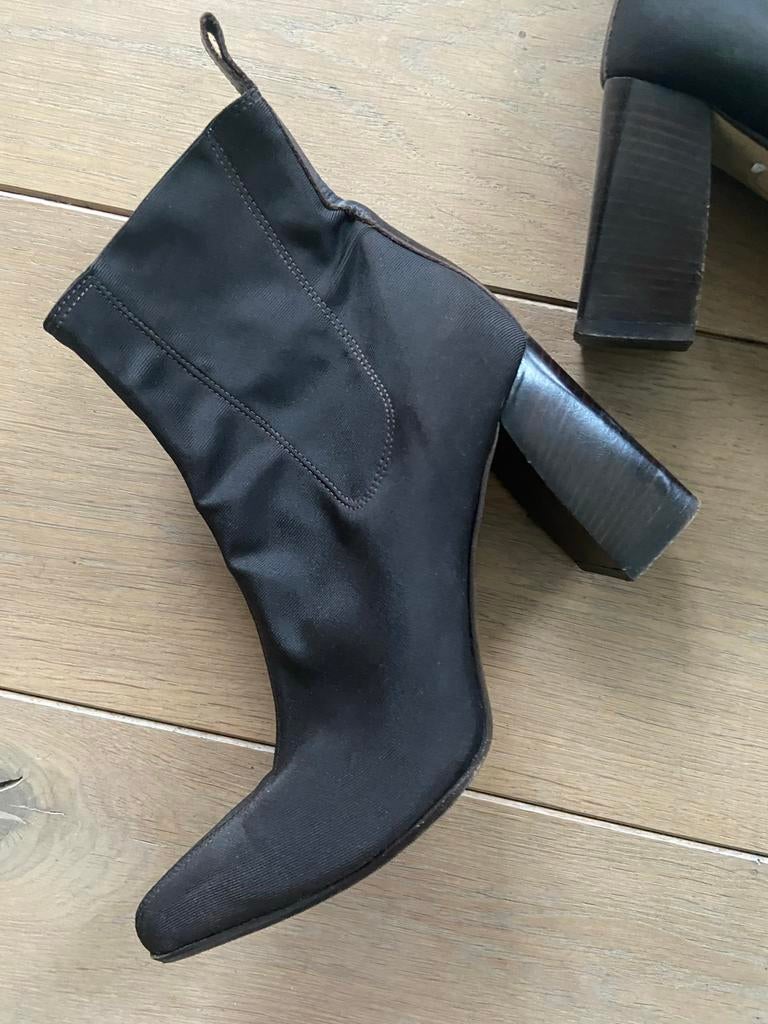 Italiaanse leren puntlaarzen maat 37 1/2, Kleding | Dames, Schoenen, Ophalen, Gedragen, Bruin, Lage of Enkellaarzen