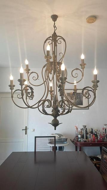 12x antieke wandlamp en 2x antieke kroonluchter beschikbaar voor biedingen