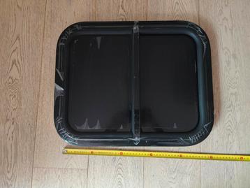 Schuifraam met vliegen raam 500 x 450mm beschikbaar voor biedingen
