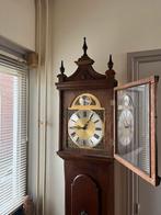 Mooie staande klok met kwartier en uurslag, Ophalen