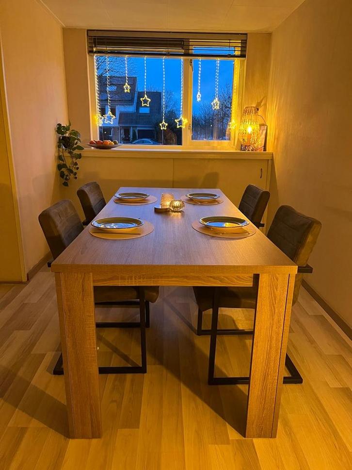 Complete eethoek te koop - Rotterdam Zevenkamp, Huis en Inrichting, Complete eetkamers, Zo goed als nieuw, 4 tot 6 stoelen, Ophalen