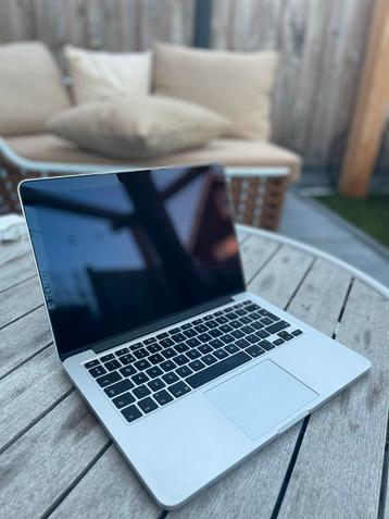 MacBook Pro Early 2015, 13 inch scherm - Gebruikt beschikbaar voor biedingen