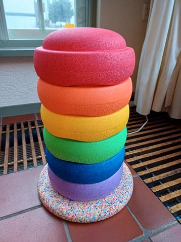 Stapelstein original Regenboog Set met balansbord beschikbaar voor biedingen