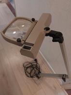Grote loep met verlichting, Hobby en Vrije tijd, Vergrootglazen, Loepen en Loeplampen, Ophalen, Zo goed als nieuw, Vergrootglas of Loep