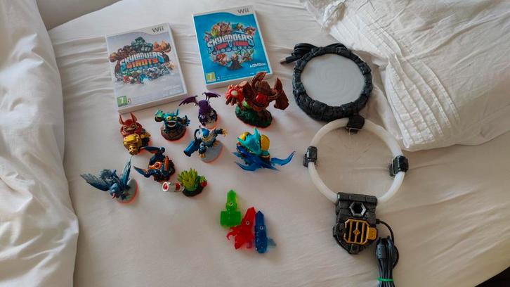 Skylanders Giants & Trap Team Wii + Figuren, Spelcomputers en Games, Games | Overige, Gebruikt, Avontuur en Actie, 2 spelers, Vanaf 7 jaar