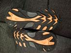 Hi-tec, Ophalen of Verzenden, Zo goed als nieuw, Sneakers of Gympen