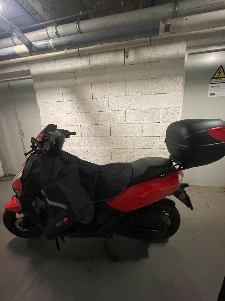 Peugeot Kisbee 2018 50cc 4t - 60km/h - 14000km, Fietsen en Brommers, Brommeronderdelen | Scooters, Gebruikt, Peugeot, Overige typen