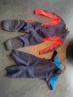 2 wetsuits van decathlon. Rechter 134-140  linker 140-146, Watersport en Boten, Watersportkleding, Ophalen of Verzenden, Zo goed als nieuw