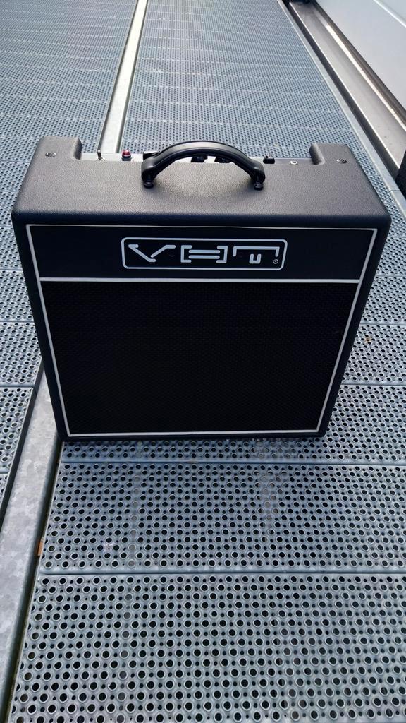 VHT i 66, Muziek en Instrumenten, Versterkers | Bas en Gitaar, Gebruikt, Ophalen of Verzenden