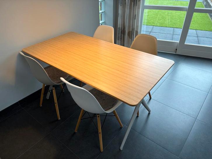 Eettafel met 4 design stoelen, Huis en Inrichting, Tafels | Eettafels, Zo goed als nieuw, 50 tot 100 cm, 150 tot 200 cm, Vier personen