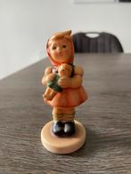 Goebel Porseleinen Beeldje - Meisje met Pop, Duitsland Gemer, Ophalen of Verzenden