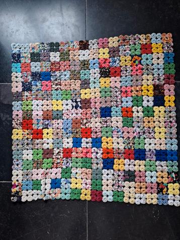 Handgemaakt Tafellaken 102x102 cm beschikbaar voor biedingen