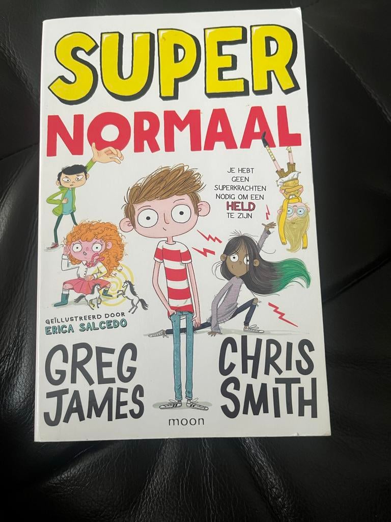 Super Normaal - Greg James & Chris Smith, Ophalen of Verzenden, Nieuw