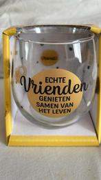 Wijn  waterglas Echte vrienden genieten samen van het leven, Ophalen of Verzenden, Nieuw, Overige typen