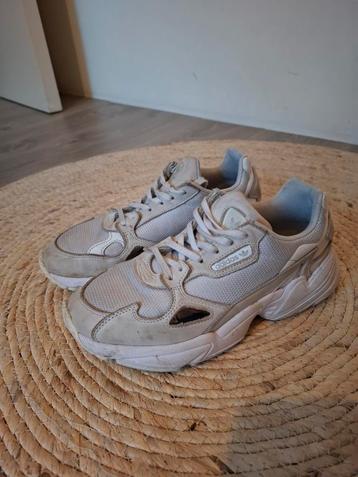 Adidas Falcon grijs/wit dames sneakers/schoenen maat 38.5 beschikbaar voor biedingen