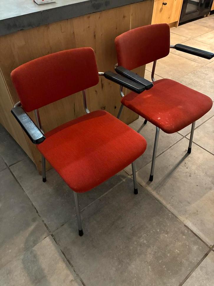 2 Gispen P6 Stoelen - Design Klassiekers, Huis en Inrichting, Stoelen, Gebruikt, Twee, Metaal, Rood, Ophalen