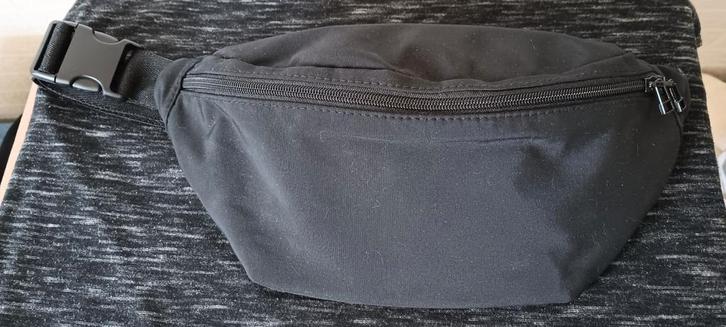 Nieuwe Hema Heuptas / Crossbody, Sieraden, Tassen en Uiterlijk, Tassen | Schoudertassen, Nieuw, Zwart, Verzenden
