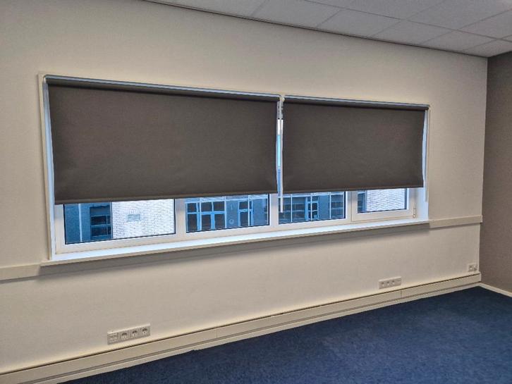 2 Rolgordijnen, Huis en Inrichting, Stoffering | Gordijnen en Lamellen, Gebruikt, 100 tot 150 cm, 150 tot 200 cm, Grijs, Ophalen