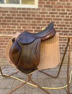 Euroriding springzadel 17 inch, Dieren en Toebehoren, Paarden en Pony's | Zadels, Ophalen, Zo goed als nieuw, Springen