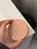 Gucci powder, Ophalen of Verzenden, Zo goed als nieuw, Gehele gezicht