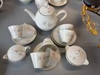 Mooi koffieservies, botervloot, saus/jusschaal, theepot!, Huis en Inrichting, Keuken | Servies, Ophalen of Verzenden, Porselein