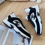 Chanel sneakers maat 39 nieuw met doos & dustbag, Wit, Nieuw, Ophalen of Verzenden, Sneakers of Gympen