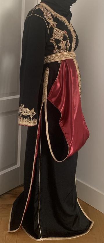 Takchita/Takshita/Kaftan/Caftan  beschikbaar voor biedingen