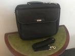 Deze Targus laptoptas  laptop tas acte tas, Computers en Software, Laptoptassen, Ophalen, 17 inch of meer, Zo goed als nieuw