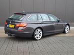 BMW 520I Touring Luxury  Ed. AUT/NAV/LMV/PDC/XENON, USB, Beige, 1705 kg, Onderhoudsboekje