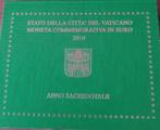 Vaticaanstad 2 euro 2010 BU Priesterjaar in folder, Ophalen of Verzenden, Vaticaanstad, 2 euro, Setje
