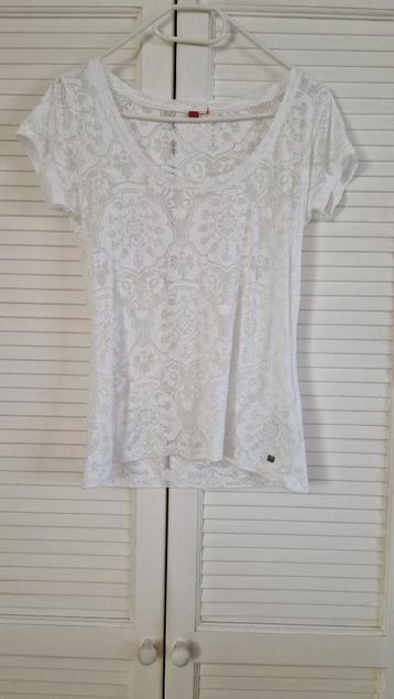 Top Esprit maat XL valt kleiner.. beschikbaar voor biedingen