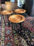 3 stuks bijzettafeltjes plantentafeltjes per stuk, Ophalen, Zo goed als nieuw, Hout