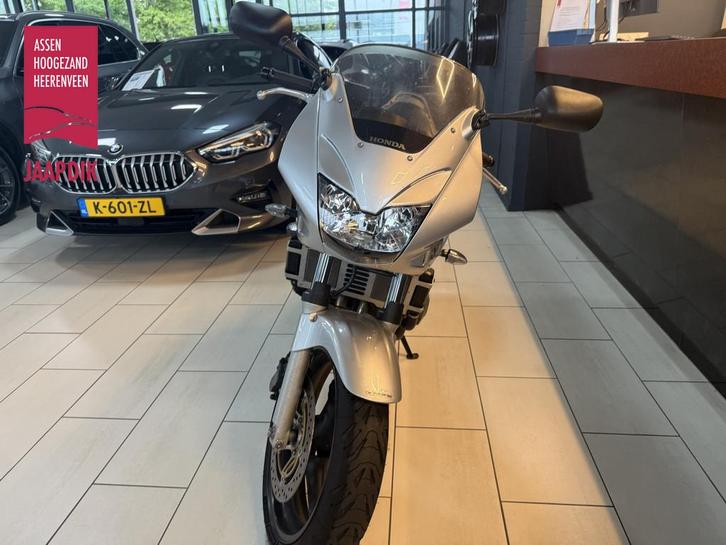 Honda BWJ 2004 CB 600 100 PK F Hornet NIEUW BINNEN !, Motoren, Motoren | Honda, Bedrijf, Overig, meer dan 35 kW, ABS, Sportuitlaat