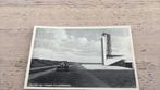 Afsluitdijk naar Friesland Oude auto kenteken E 960., Ophalen of Verzenden, 1920 tot 1940, Ongelopen, Friesland