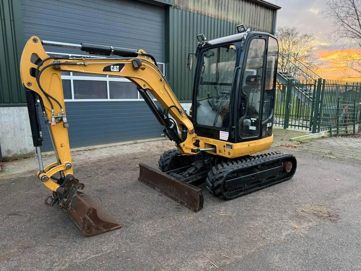 Cat 302.7 D CR (bj 2015), Zakelijke goederen, Machines en Bouw | Kranen en Graafmachines, Graafmachine