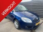 Skoda Fabia Combi 1.4-16V Ambiente AIRCO/NAP/TREKHAAK/NIEUWE, Auto's, Skoda, Voorwielaandrijving, Gebruikt, 4 cilinders, Blauw